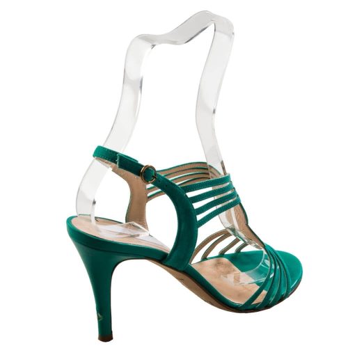 f194af6bf3a04e8cb320f99040b82e8a